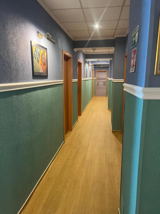 Haţeg 艾特旅馆酒店 外观 照片